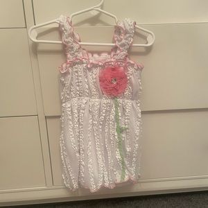 Gorgeous little girls outfit with flair leg. Perfect condition.